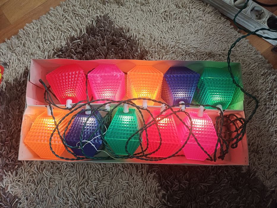 Instalatie pom de Craciun perfect functionala                 .