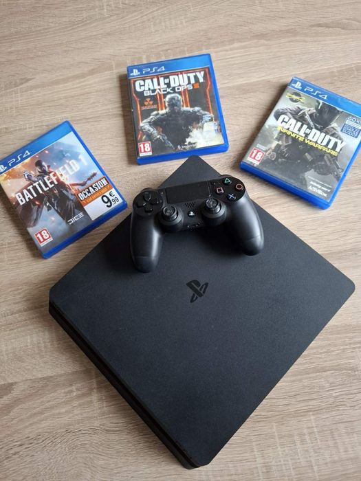Продавам Playstation 4
