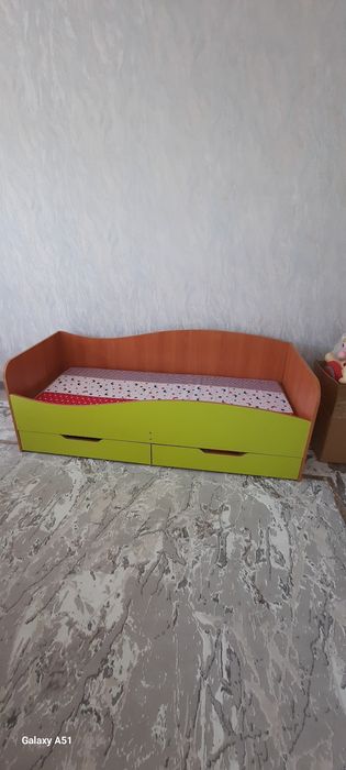 Детская кроватььь
