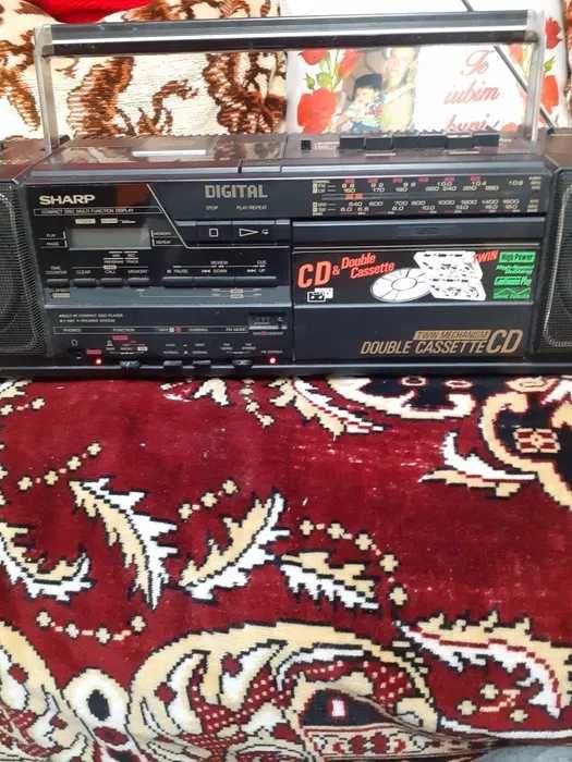 Rdio casetofoane in perfectă stare de functionare