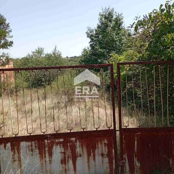 ЕРА Фаворит предлага парцел в гр. Костинброд