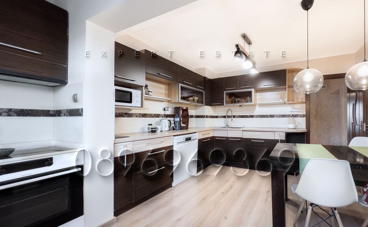 Продава се Четиристаен апартамент в Варна, Възраждане 3 - 94 кв.м за 1325 €/кв.м - Снимка #6