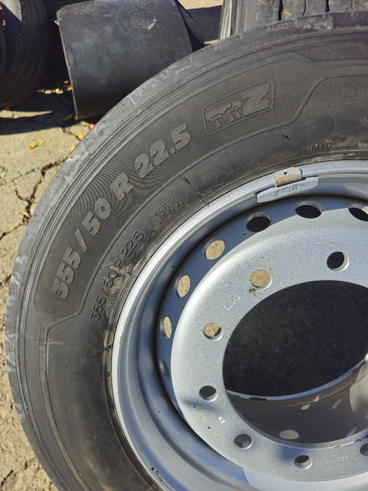 Anvelope 355 50 R 22.5  direcție Michelin.