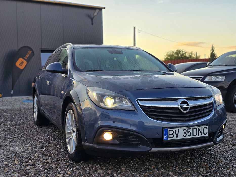 Opel Insignia Country Tourer 2.0crdi 4x4