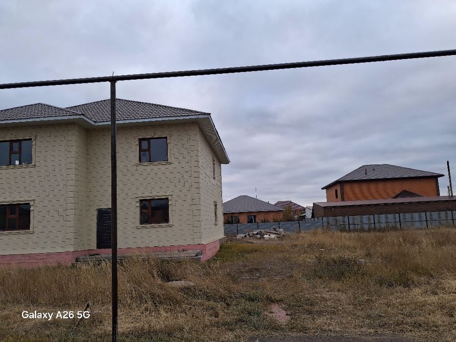 Продам дом двух этажный 270 кв.м, Адрес город Астана,  ж.м. Уркер