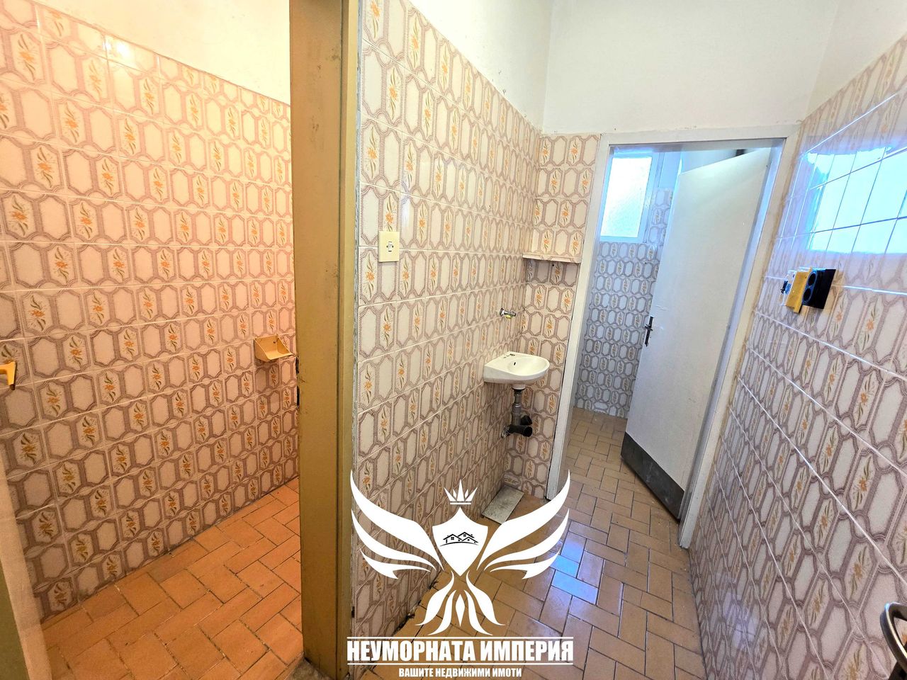 Дава се под наем Тристаен апартамент в Асеновград - 110 кв.м за 310 € - Снимка #12