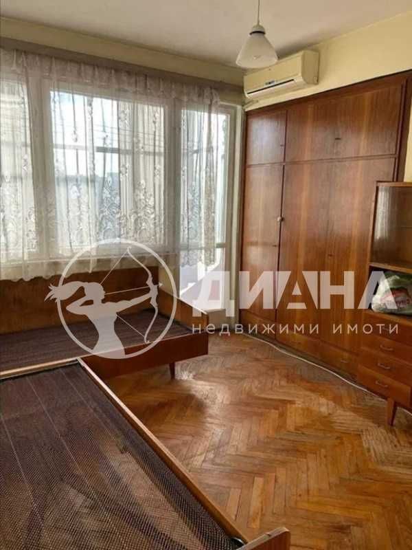 Продава се Тристаен апартамент в Пловдив, Център - 95 кв.м за 1548 €/кв.м - Снимка #3