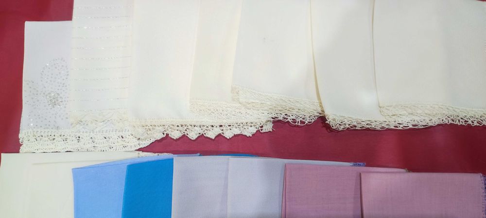 Дамски носни кърпички, наплетени на една кука