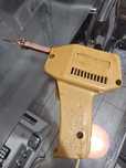 Vând pistol de lipit românesc