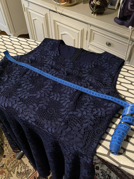 Rochie noua, bleumarin din dantela