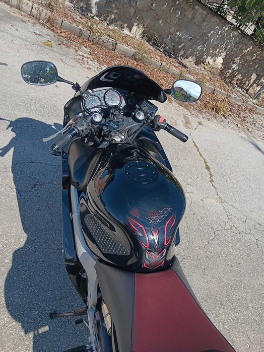 Honda CBR 600 F (1999 г.)