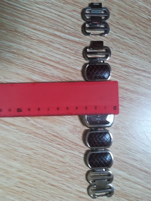 дамски часовник Fosil, Armani и DKNY