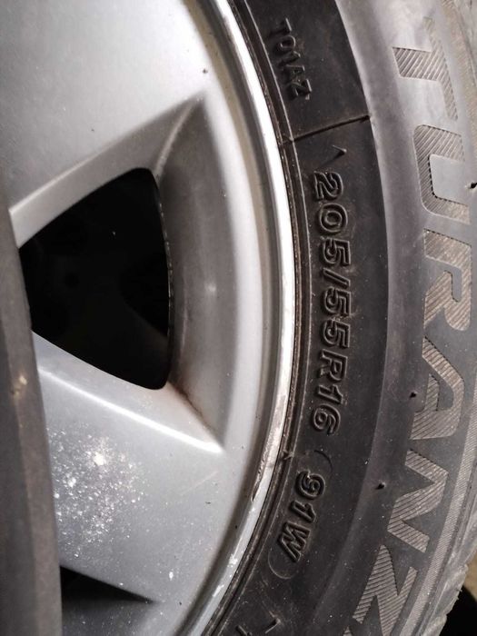 Vând set roți BMW BRIGETSTONE, vara
