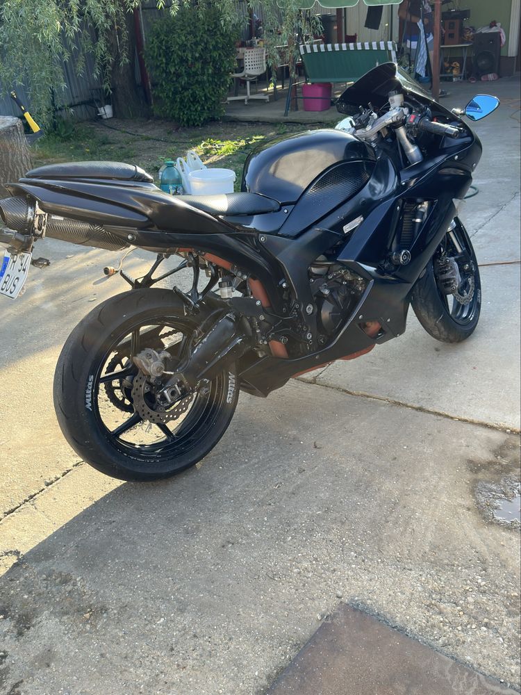 Kawasaki Ninja zx6r