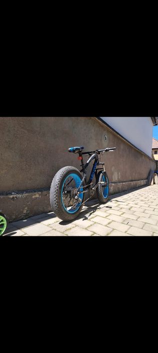 Bicicleta și trotineta