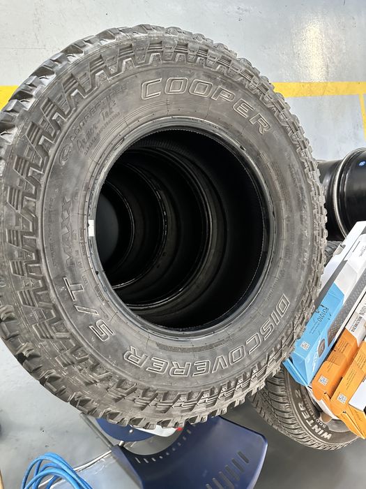 Vand anvelope cooper discover S/T 285/70R17