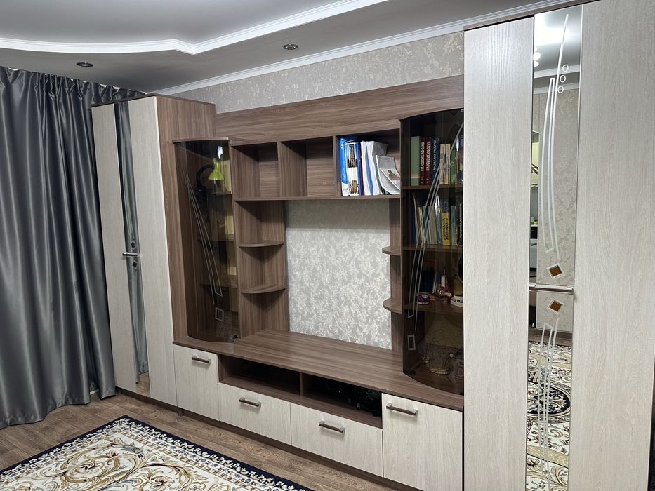 Срочно продам шкаф