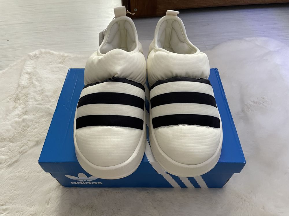 Adidas puffylette