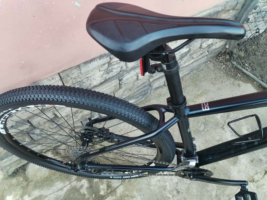Bicicleta White roti 29 frane disc hidraulice
