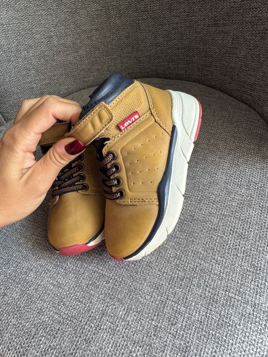 Боти levis 22 размер