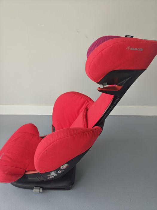 Детско столче за кола до 12 години Maxi Cosi