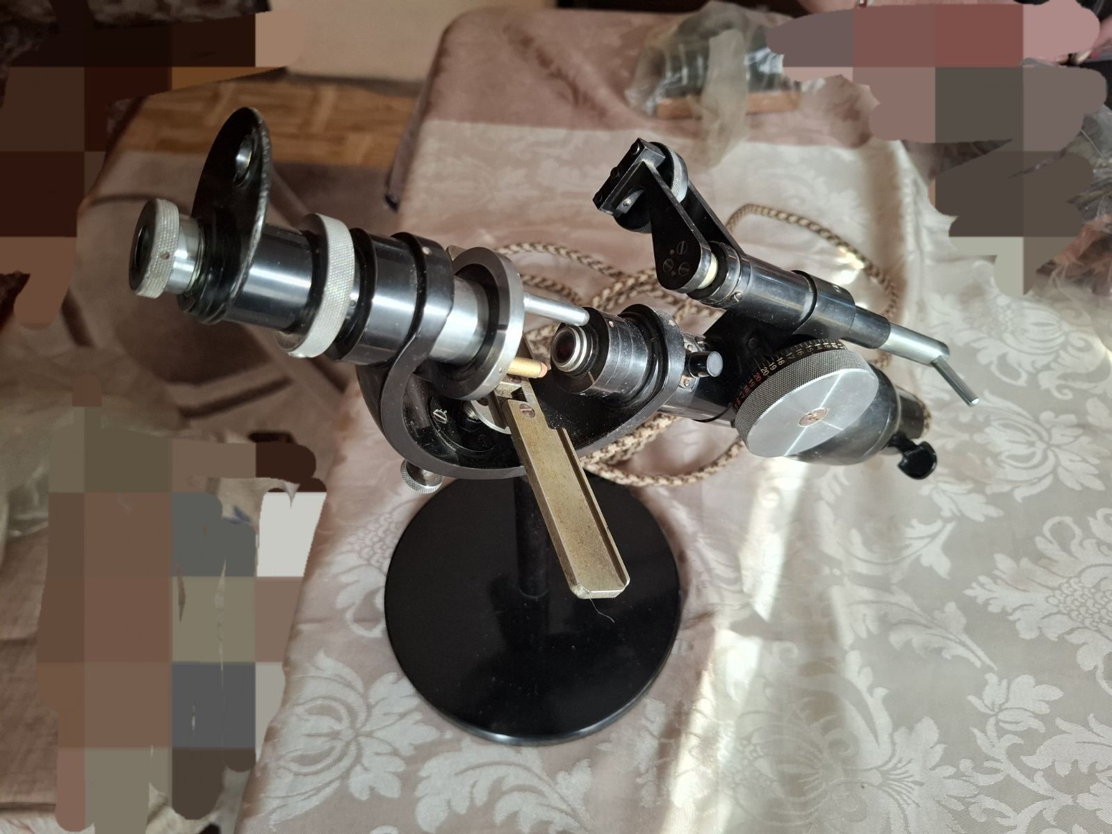 Оптичен уред Carl Zeiss