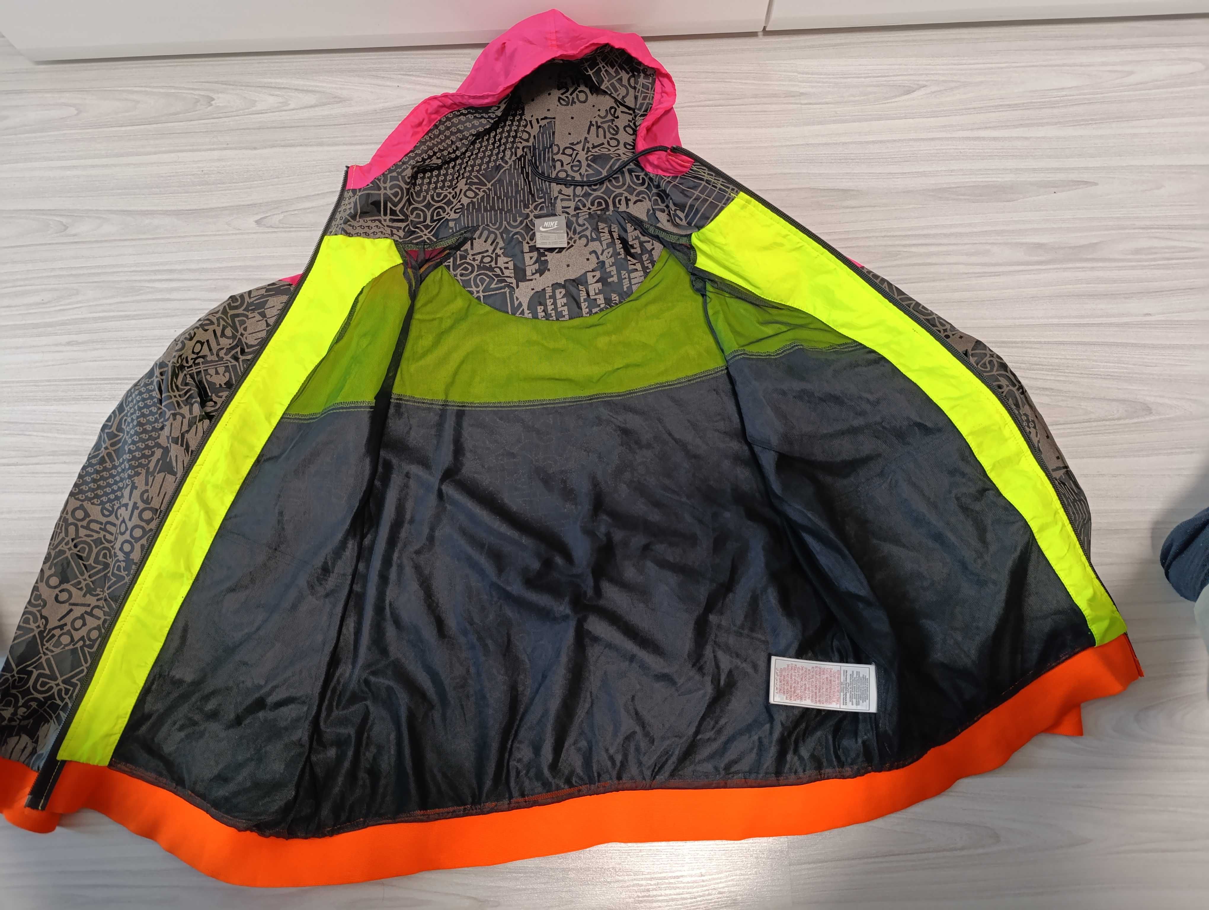 ''Nike Sfx Superunner Neon''оригинално мъжко яке М размер