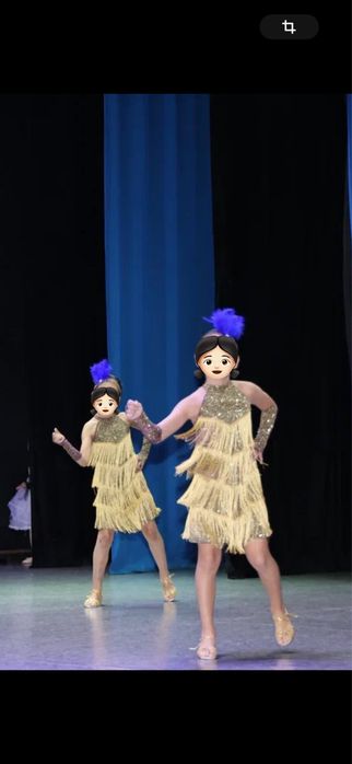 Продам костюм для девочки