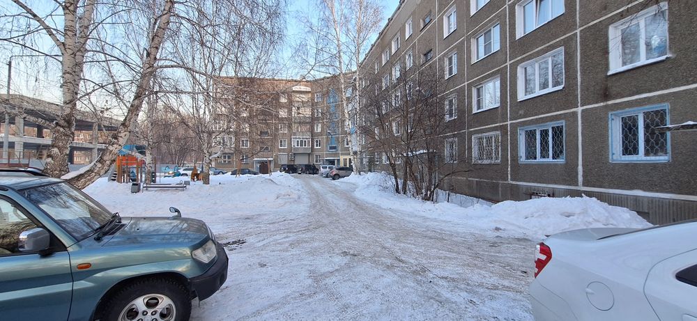 Сдаю 2-х ком кв на Утепова 31/1(КШТ) 165000тг(все включено)