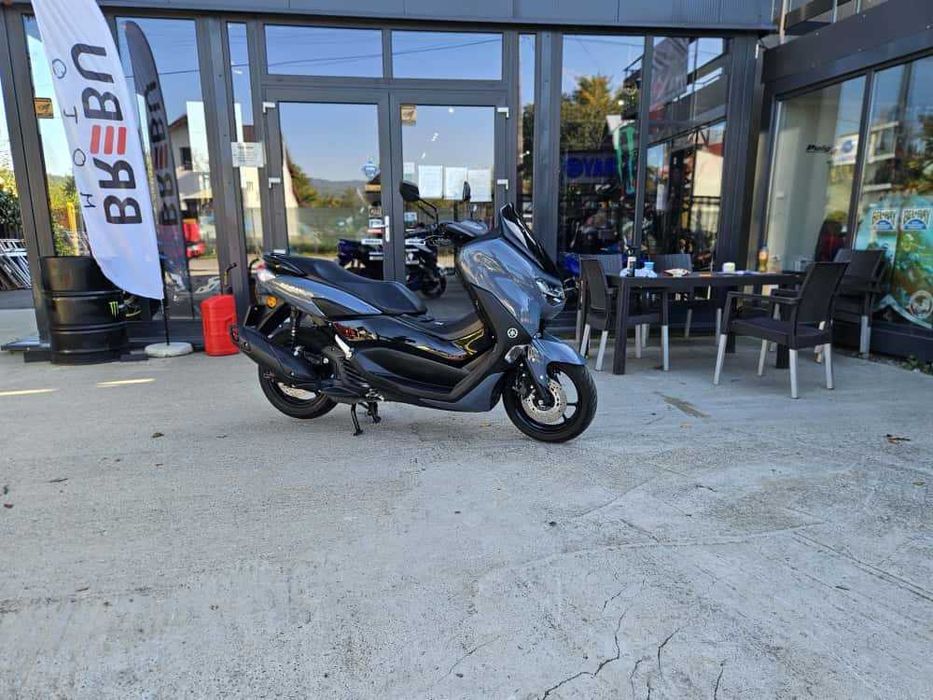 Yamaha NMax 125 model 2023-se conduce cu B-rulat 4277 km