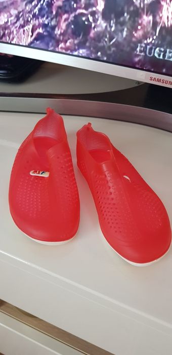 Коралловые тапочки детские (аквашузы)