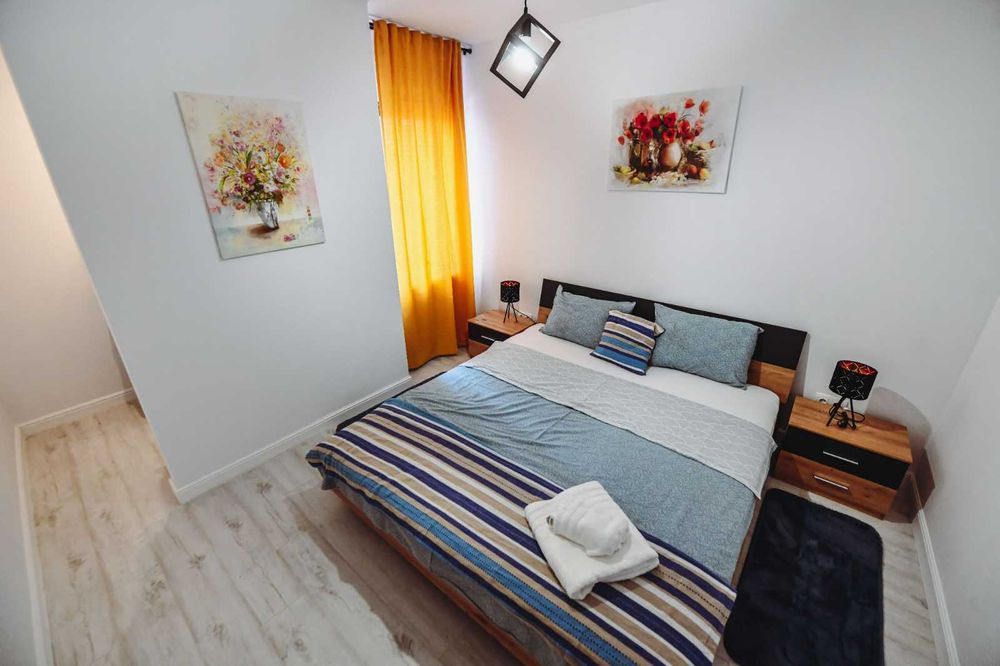Direct proprietar inchiriez apartament cu 3 camere si loc parcare