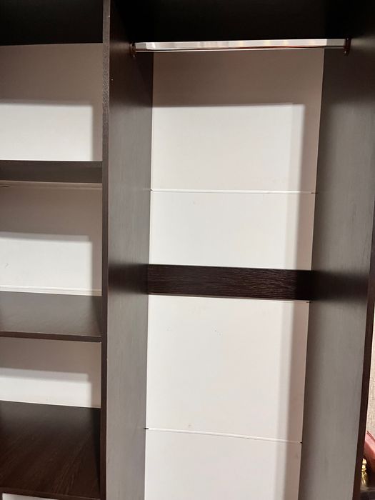 Продам шкаф-купе в отличном состоянии