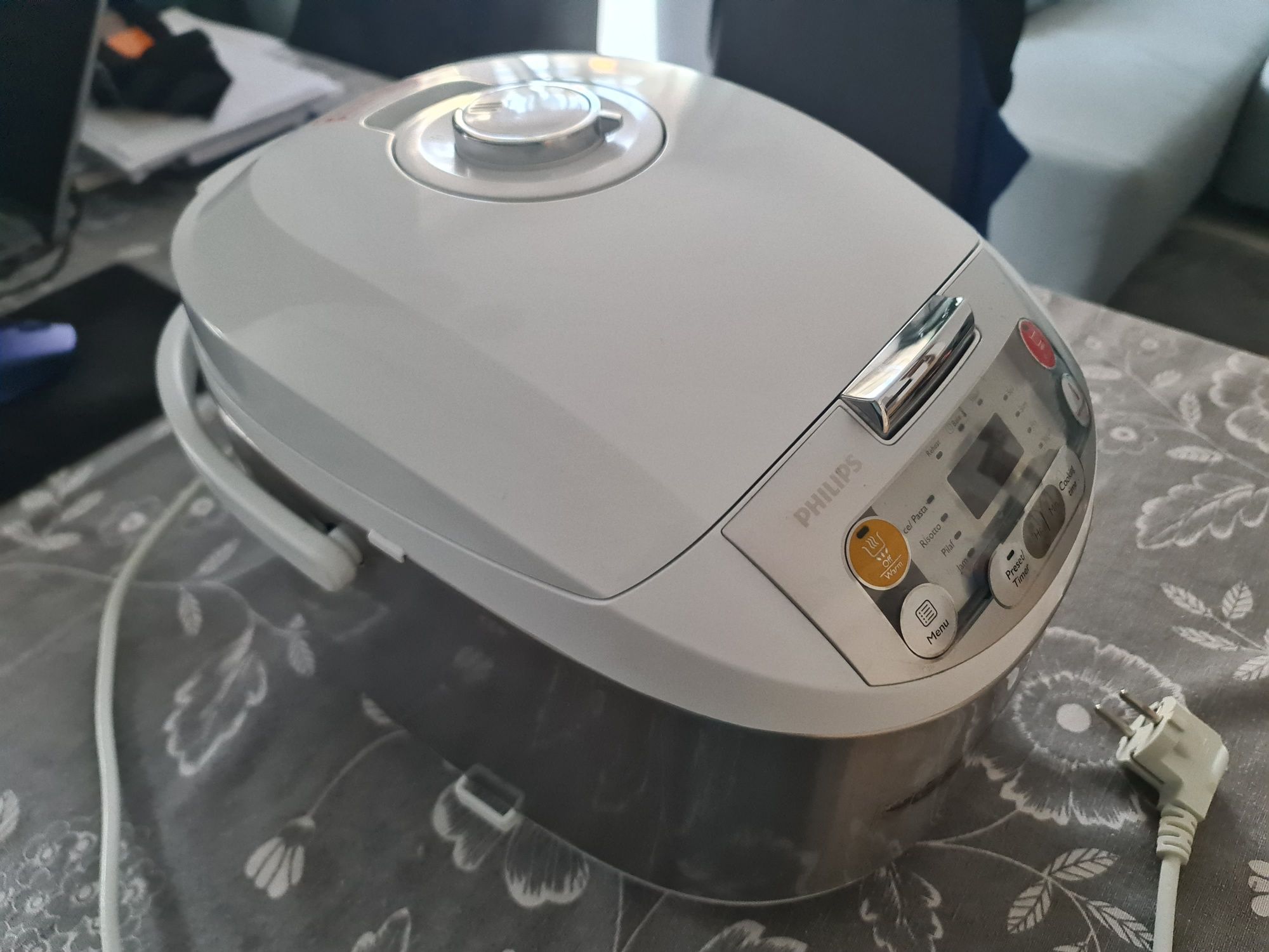 Мултикулър Philips HD3037/70, 980 W, 5 л, Автоматични програми