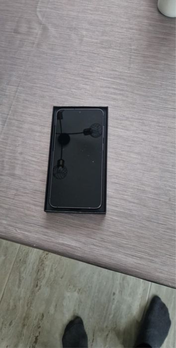 Samsung Galaxy S24+ телефона е чисто нов дори не е пускан