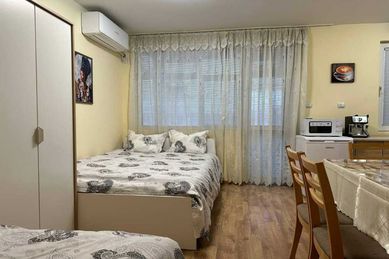 квартира|стая|квартири|стаи|настаняване|апартамент|апартаменти|нощувка
