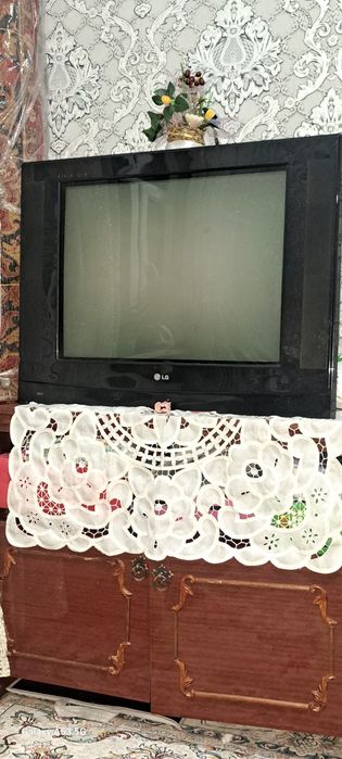 Lg televizor sotiladi