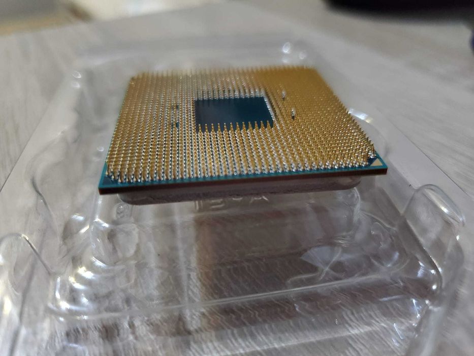 Procesor AMD Ryzen 7 2700 4.1GHz AM4 DDR4 PC 8 cores 16 threads CPU