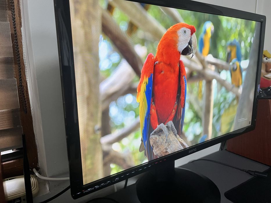 Продавам монитор Benq GW2765 IPS