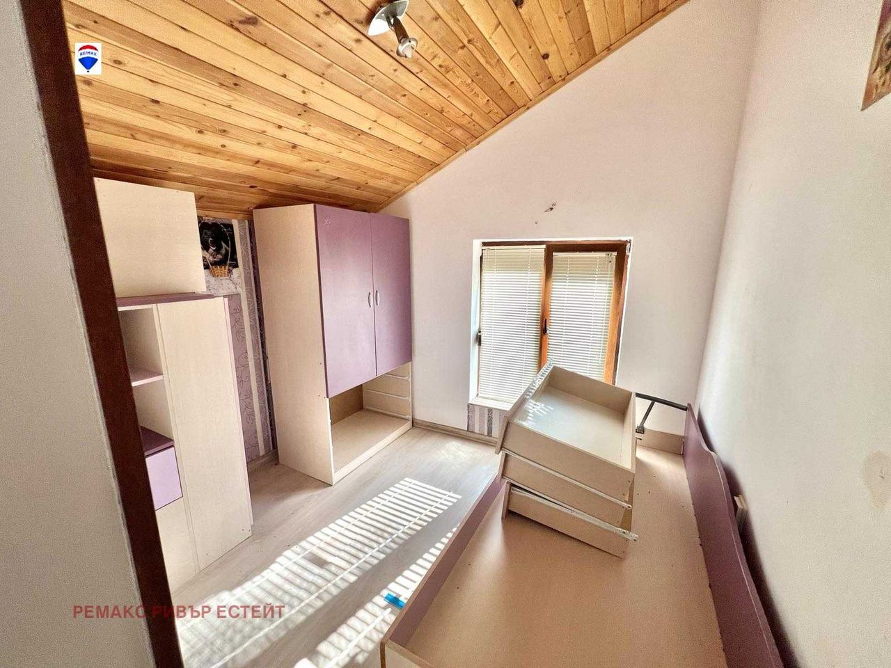 Продава се Къща в с. Басарбово, Област Русе - 80 кв.м за 1124 €/кв.м - Снимка #7