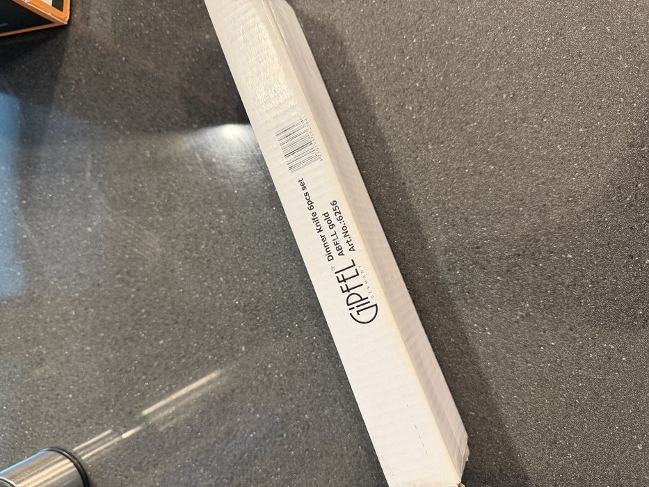 Продам столовые ножи