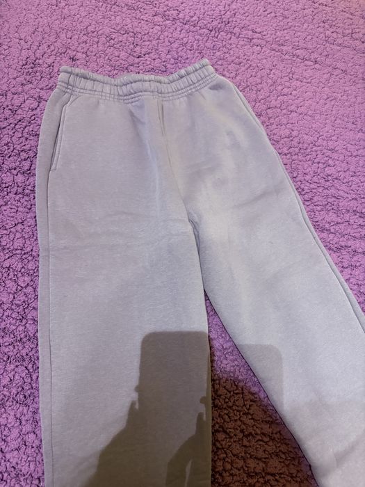 Чисто ново долнище на Karma