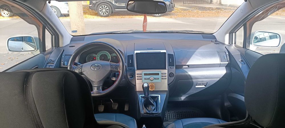 Toyota Corolla verso