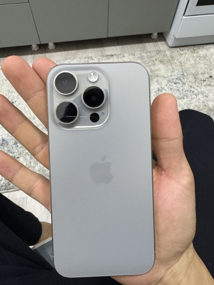 Iphone 15 pro…….