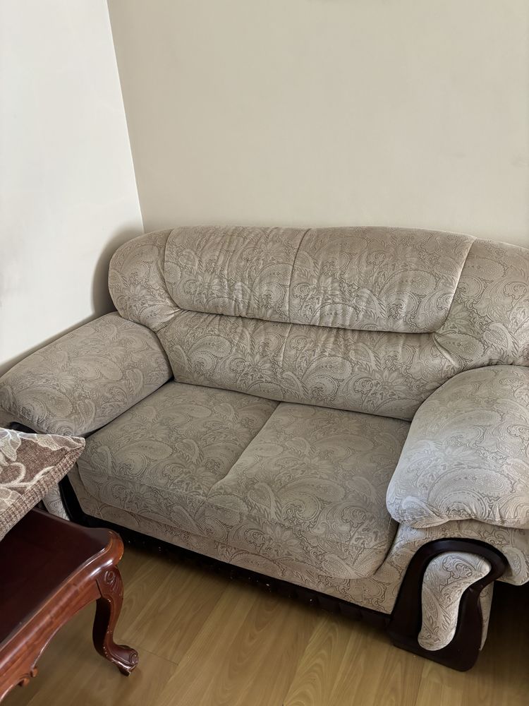 Продам диван комплект в гостиную
