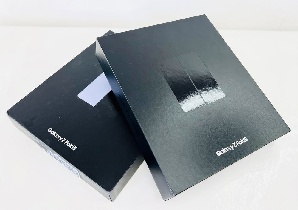 НОВ! Samsung Galaxy Z Fold 5 5G 256GB Black / Blue Гаранция!