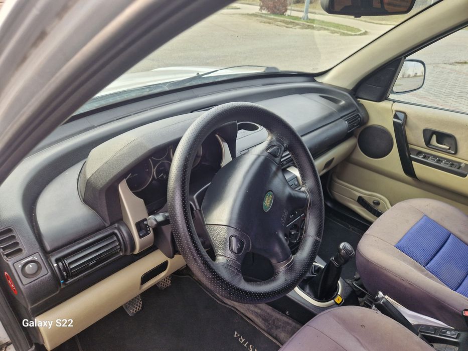 Vând Land Rover freelander