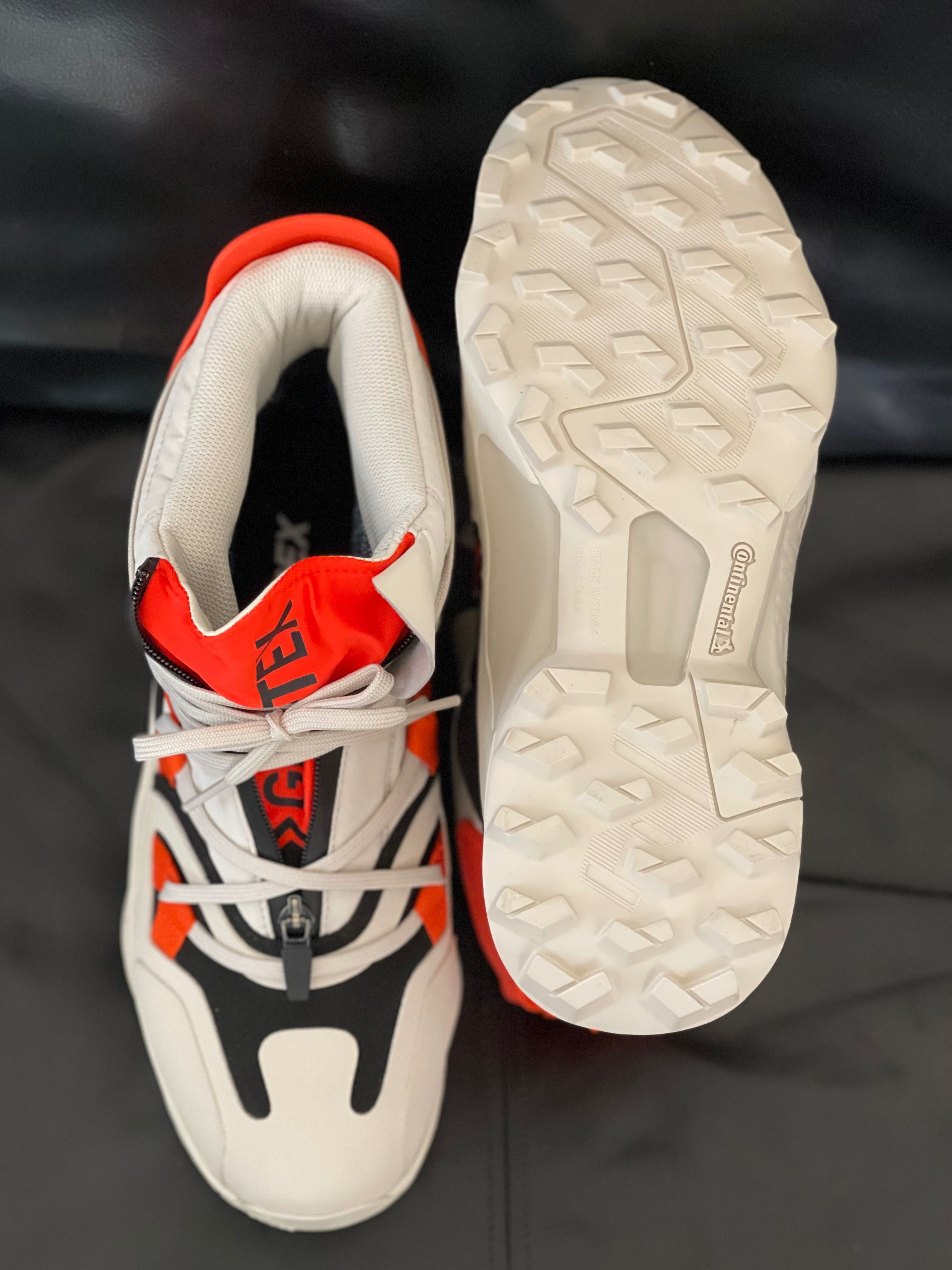 Y-3 TERREX “Swift R” (Gore-Tex + Continental) Off-White/Black/Orange