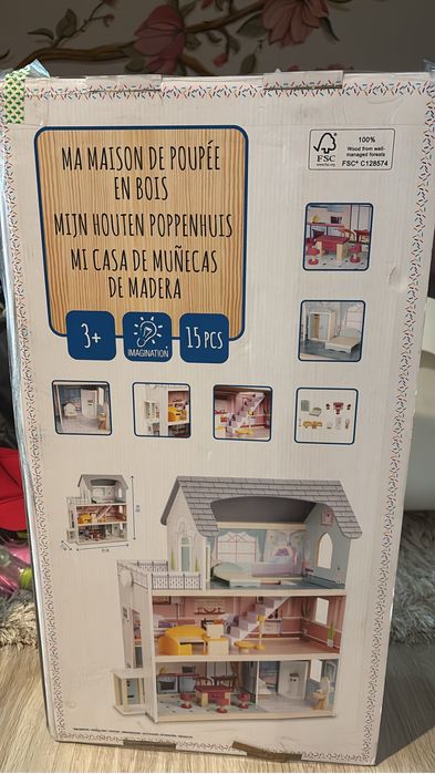 Casuta de papusi din lemn 15 piess NOUA