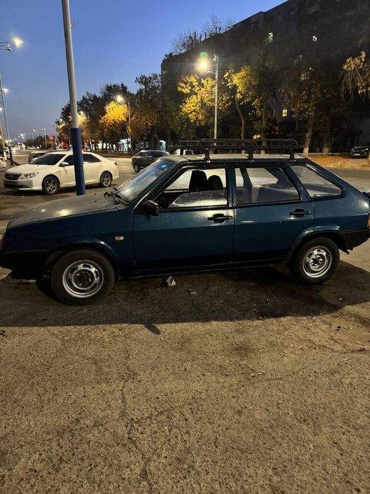 Lada(ВАЗ) 2109 sotiladi yurib turgan moshna